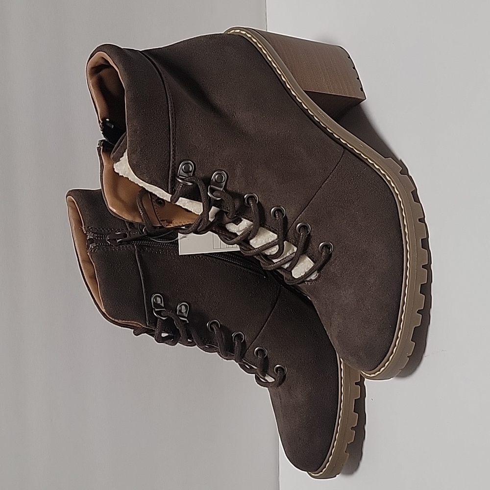 Universal thread  boots size 9 gray /tipper